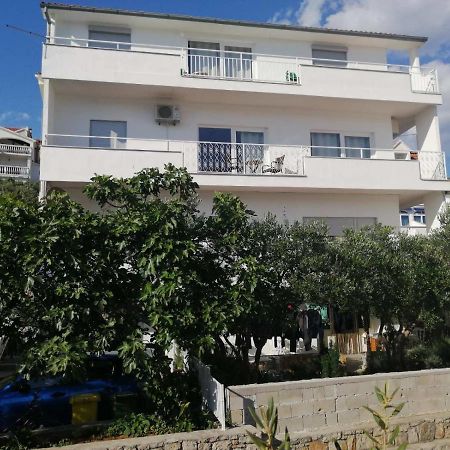 Guesthouse Mila Tisno Zewnętrze zdjęcie