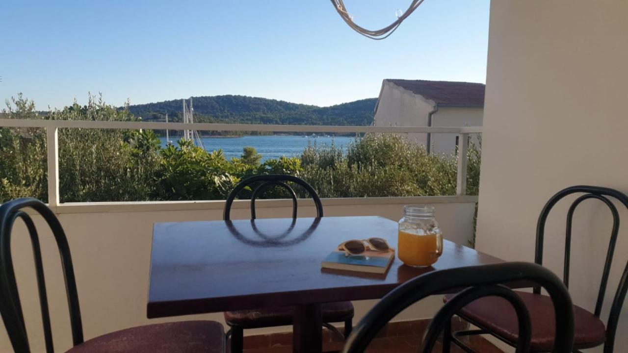 Guesthouse Mila Tisno Zewnętrze zdjęcie