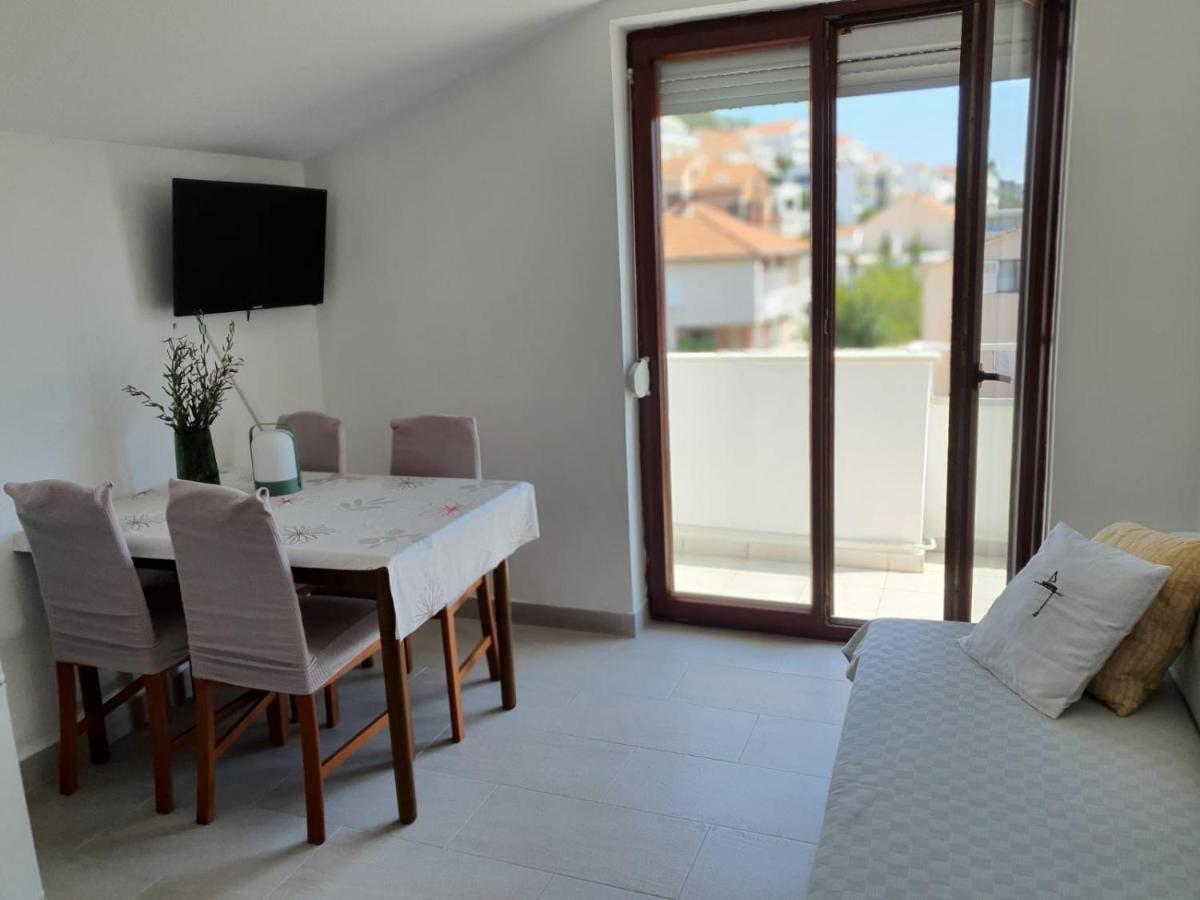 Guesthouse Mila Tisno Zewnętrze zdjęcie