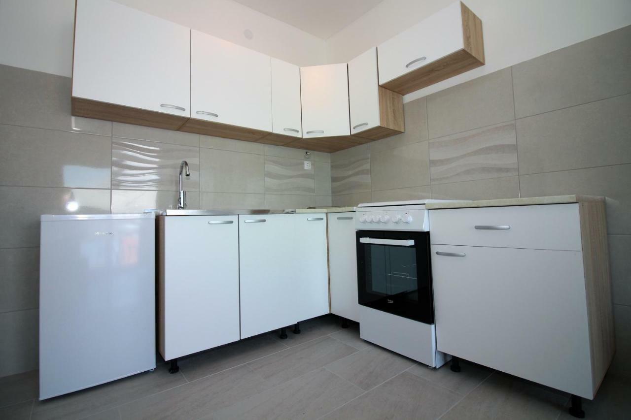Guesthouse Mila Tisno Zewnętrze zdjęcie