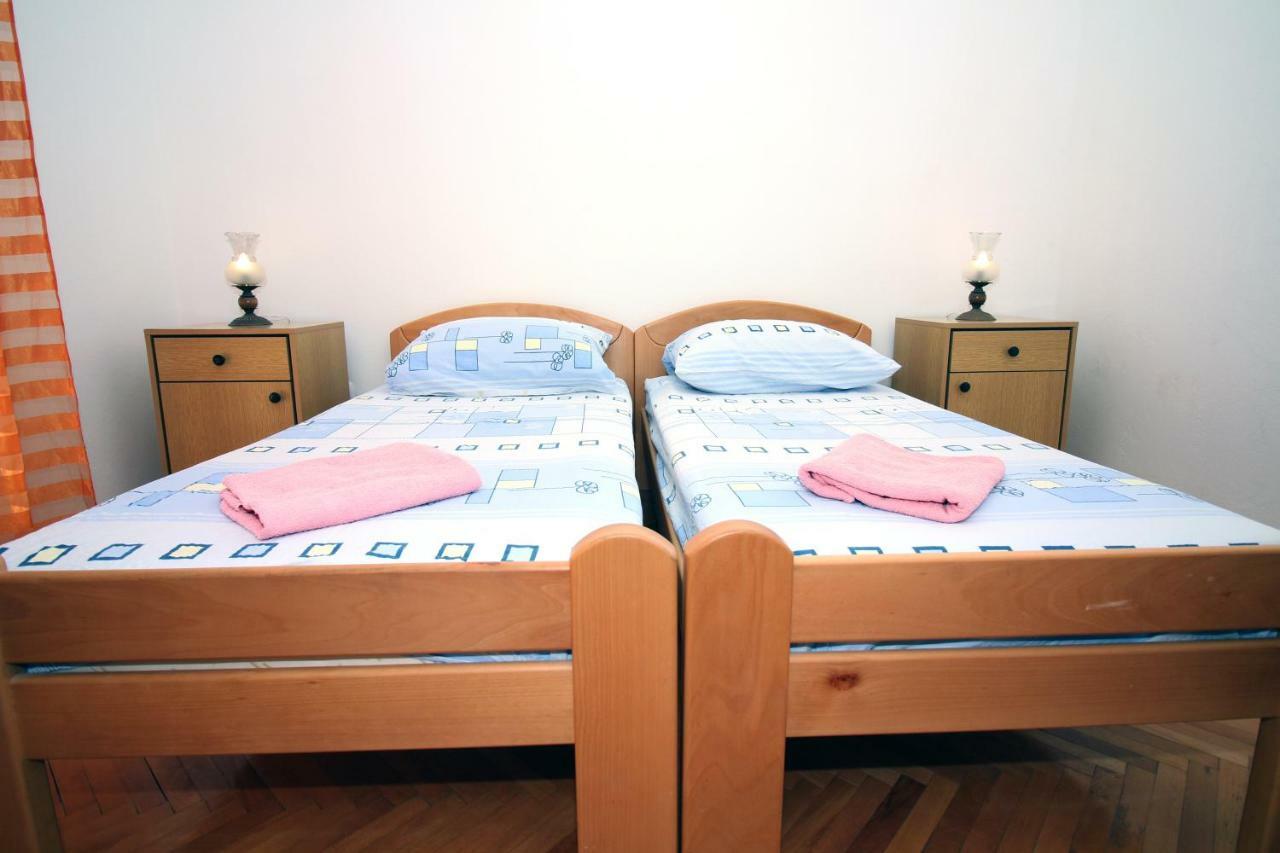 Guesthouse Mila Tisno Zewnętrze zdjęcie